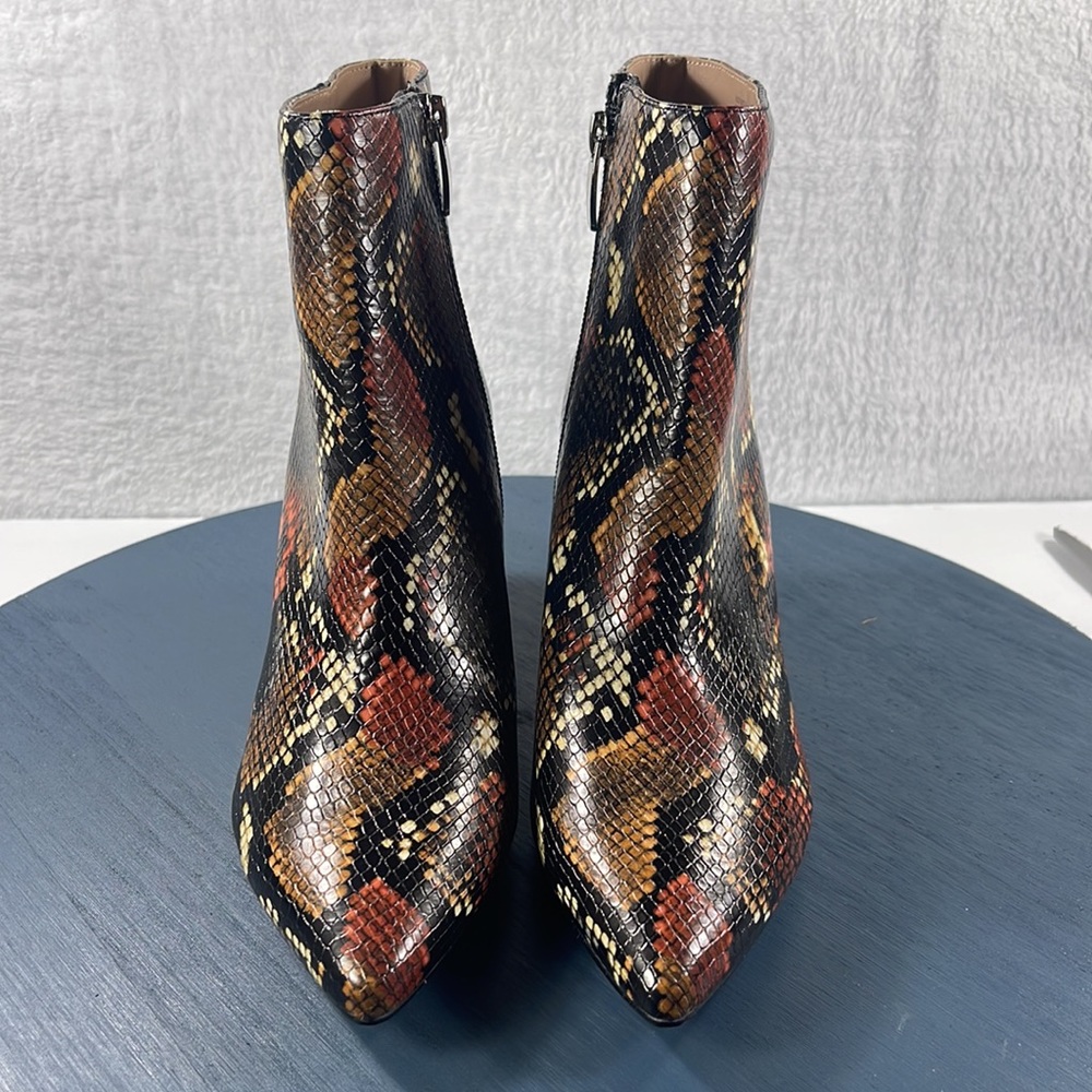 New Steve Madden bootie multicolored snake print, size 8 - Picture 2 of 9